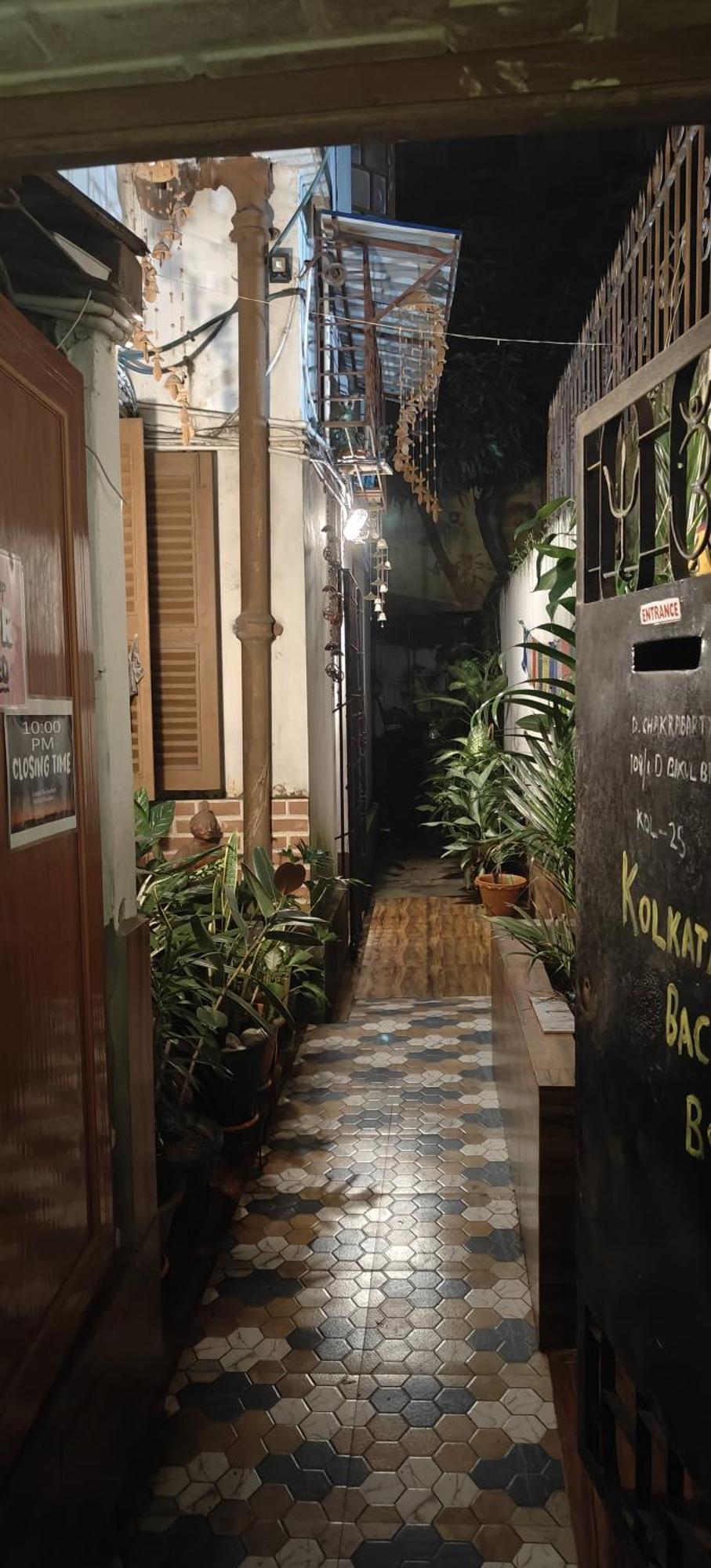 Calcutta Backpackers Homestay- For Travellers And Backpackers Exterior photo